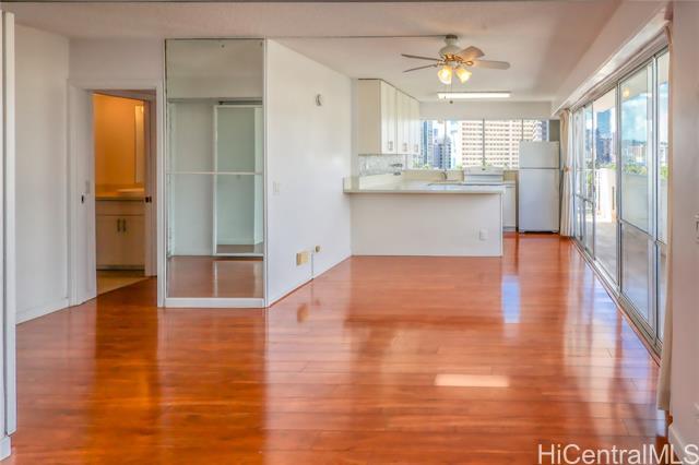 439 Keoniana St in Honolulu, HI - Building Photo - Building Photo