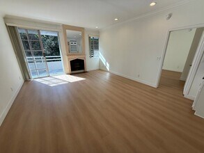 15507 Moorpark St in Los Angeles, CA - Building Photo - Building Photo