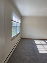 8936 Newton Ave S in Minneapolis, MN - Foto de edificio - Building Photo