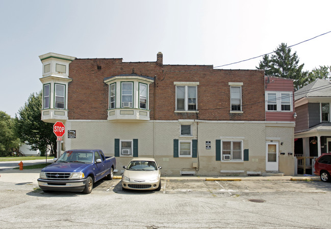 501 E 10th St in Michigan City, IN - Building Photo - Building Photo