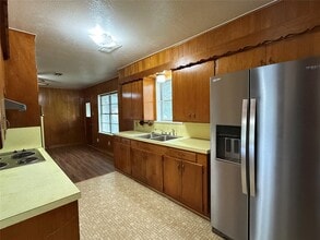 316 Anderson St in Navasota, TX - Building Photo - Building Photo