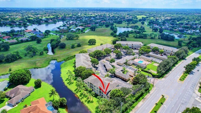 2020 Greenview Shores Blvd, Unit 108 in Wellington, FL - Building Photo - Building Photo