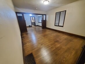 2726 Des Moines St in Des Moines, IA - Building Photo - Building Photo