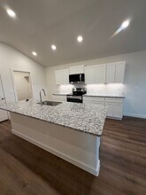 7007 14th St in Lubbock, TX - Building Photo - Building Photo