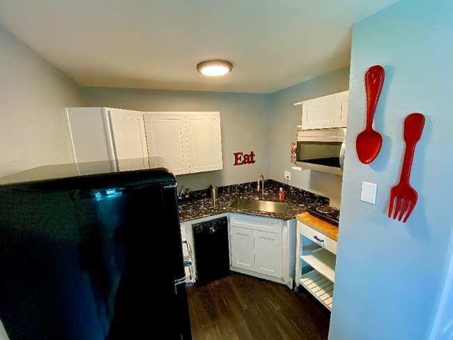 187 Glenwood Dr