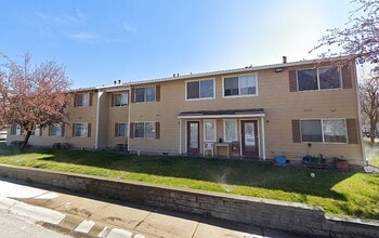 150 Bowean St in Lovelock, NV - Building Photo - Building Photo