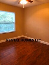 1050 Sophie Blvd in Orlando, FL - Building Photo - Building Photo