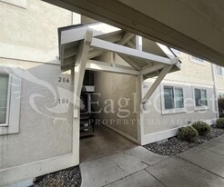 Two Bedroom, Two Bathroom Unit at the Vineyards HOA in Walla Walla, WA - Building Photo