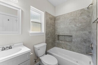 846 Omeara in Montgomery, TX - Building Photo - Building Photo