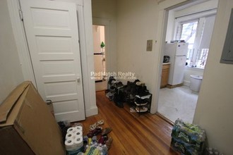 1375 Commonwealth Avenue-Unit -5 in Boston, MA - Building Photo - Building Photo