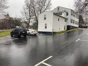 227 Bridge St in Northampton, MA - Building Photo - Building Photo