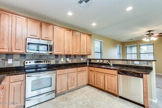 869 E Doral Ct in Gilbert, AZ - Building Photo - Building Photo