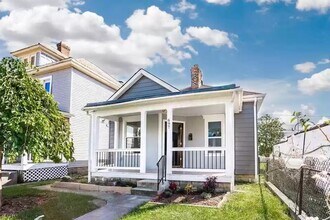 697 Stewart Ave in Columbus, OH - Building Photo - Building Photo