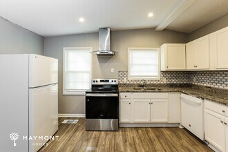 2210 Abner Pl NW in Atlanta, GA - Foto de edificio - Building Photo