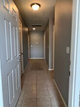 105 Bailey Cir-Unit -1 in Rogersville, MO - Foto de edificio - Building Photo