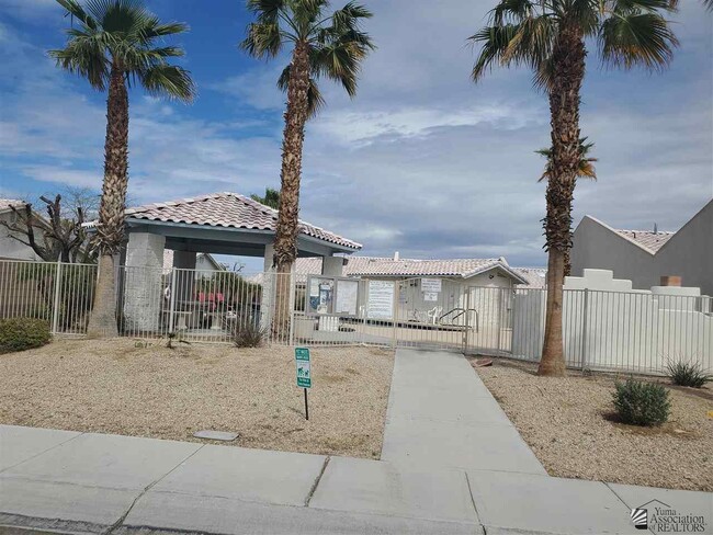 10724 E 35th St in Yuma, AZ - Building Photo - Building Photo
