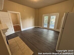 241 Post Ave in San Antonio, TX - Building Photo - Building Photo