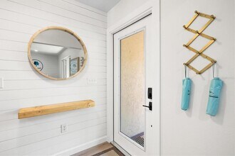 2641 Hyde Park St in Sarasota, FL - Building Photo - Building Photo