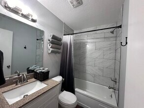 3802 Pine St in Texarkana, TX - Building Photo - Building Photo