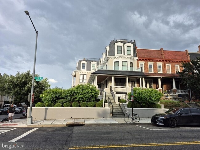 property at 1248 Fairmont St NW