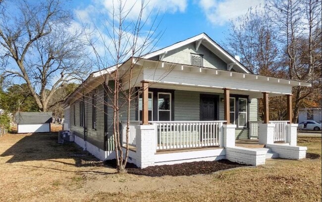 1417 Cokey Rd in Rocky Mount, NC - Building Photo - Building Photo