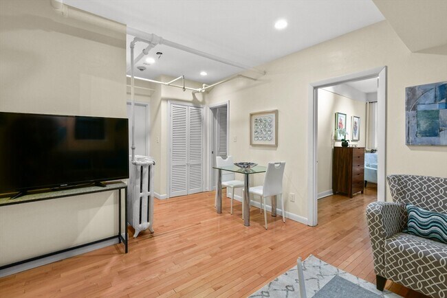 186 Commonwealth Ave in Boston, MA - Building Photo - Building Photo
