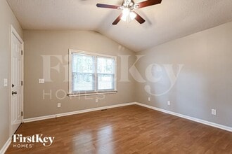 905 Jacobean Ct in Fuquay Varina, NC - Building Photo - Building Photo