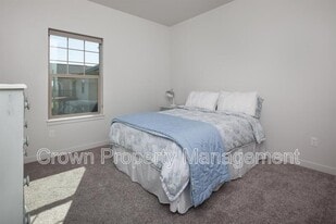 202 Sawyer Ln in Kalispell, MT - Building Photo