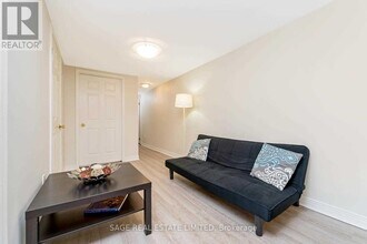 118 Braemar Ave in Toronto, ON - Building Photo - Building Photo