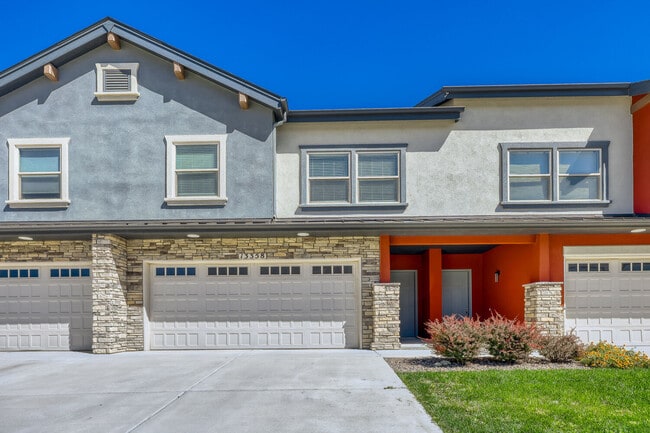 13358 Positano Point