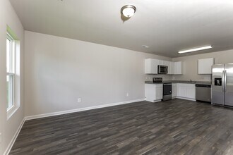 1225 Zoysia Dr in Rocky Mount, NC - Building Photo - Building Photo