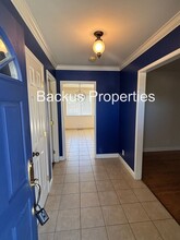 211 Chaucer Dr in Salinas, CA - Building Photo - Building Photo