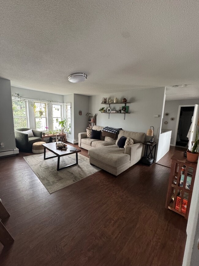 121 Chestnut St, Unit 121