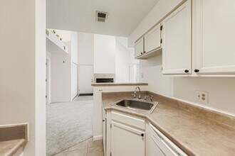 4862 E Kentucky Ave in Denver, CO - Building Photo - Building Photo