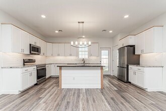 2501 Harrier Dr in Junction City, KS - Building Photo - Building Photo