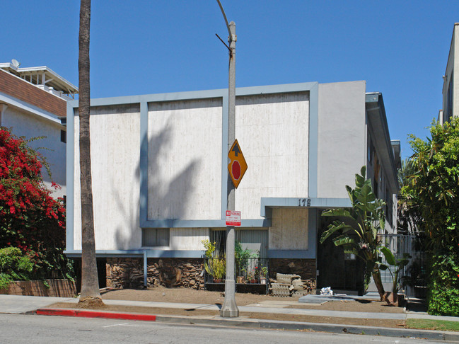 178 N Crescent Dr in Beverly Hills, CA - Building Photo - Building Photo