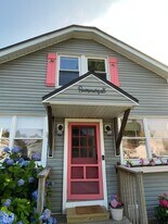 110 Taylor Ave in Madison, CT - Building Photo