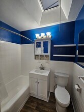 1029 Fanshawe St, Unit 2nd FLOOR in Philadelphia, PA - Building Photo - Building Photo