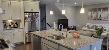 299 Lexington St in Woburn, MA - Building Photo - Building Photo