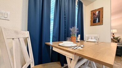 1001 E Owens in Show Low, AZ - Building Photo - Building Photo