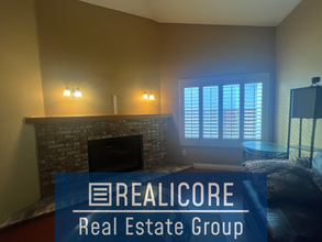2521 W Buena Vista Dr in Rialto, CA - Building Photo - Building Photo