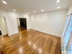 1262 Sacramento St in San Francisco, CA - Building Photo - Building Photo