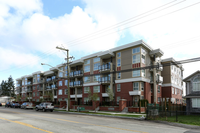 Trillium Living in Surrey, BC - Building Photo - Building Photo