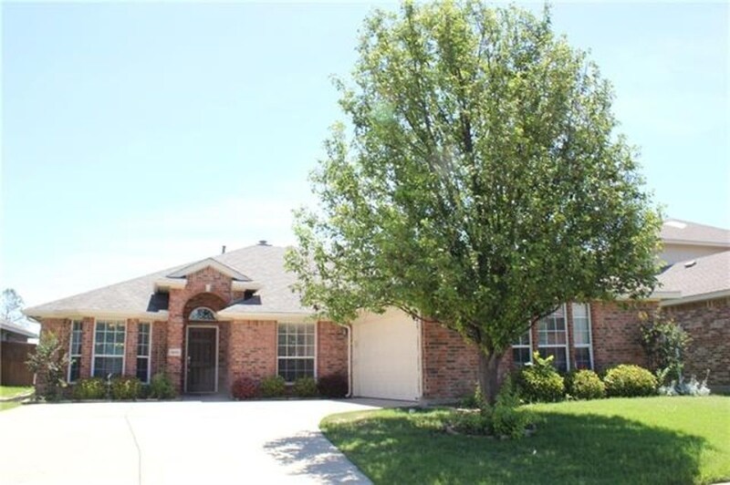 1906 Eastfork Ln in Wylie, TX - Building Photo
