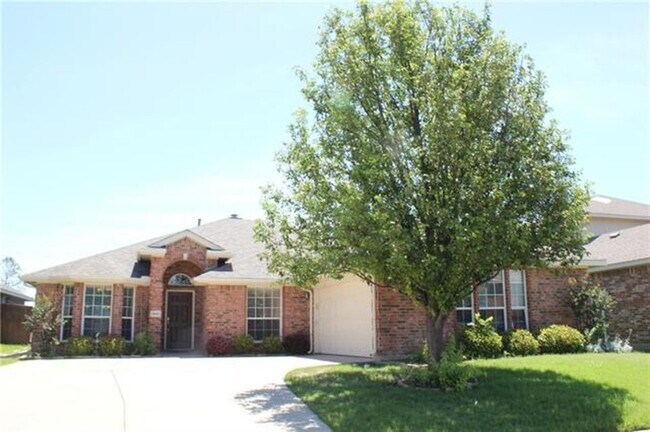 property at 1906 Eastfork Ln
