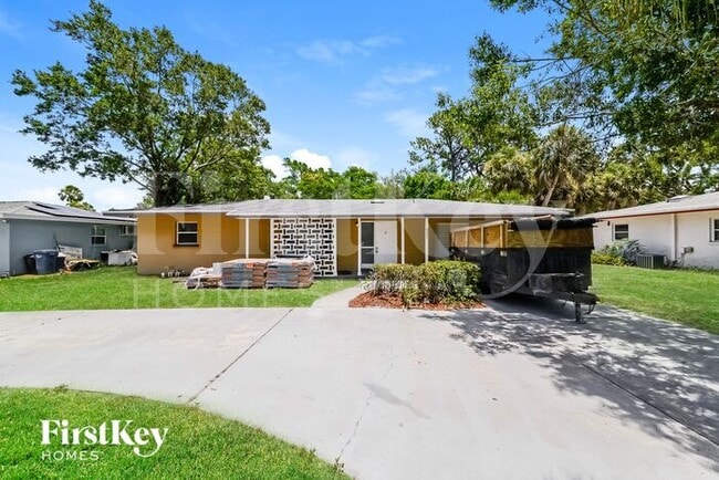 property at 6007 Dartmouth Dr