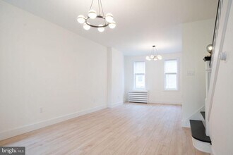 170 Markle St in Philadelphia, PA - Building Photo - Building Photo