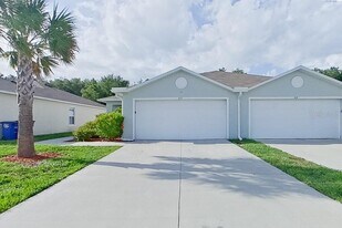 9117 Aegean Cir in Lehigh Acres, FL - Building Photo