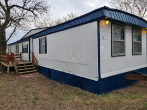 2001 W Laurel St in Independence, KS - Building Photo - Building Photo