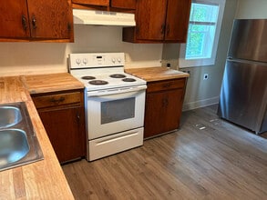 711 Grandview Ave in Florence, AL - Building Photo - Building Photo